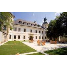 JUFA Hotel Schloss Röthelstein