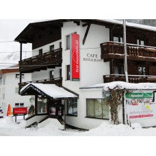 First Mountain Hotel Ötztal